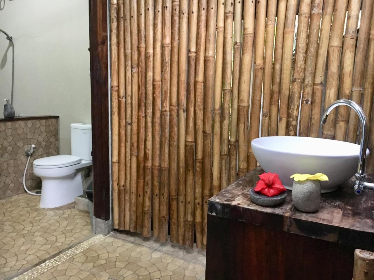Monyet Batukaras
